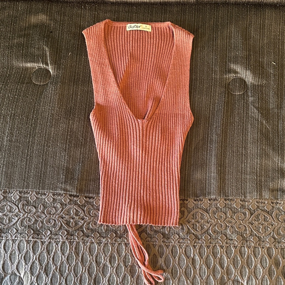 Astor Women's Ribbed Knit Tank Top - Rust